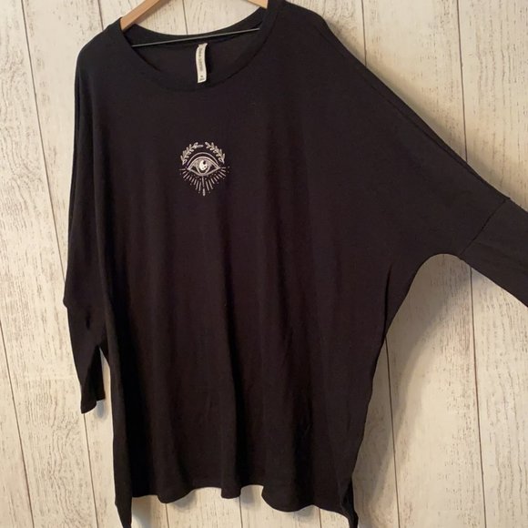 *Witching Hour Baby Goth Eye It'll End in Tears Oversized Sweater in XL - Picture 4 of 8